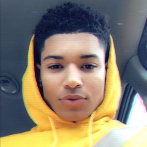 Meet your Posher, Aaron